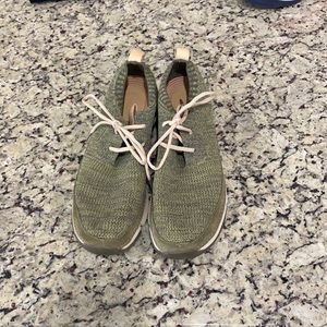 Women’s green lace up Clark’s